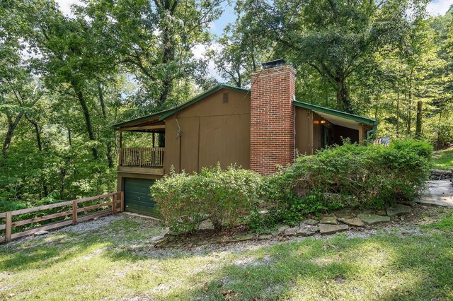 235 Rye Hobbs Hollow Rd, Smithville, TN 37166