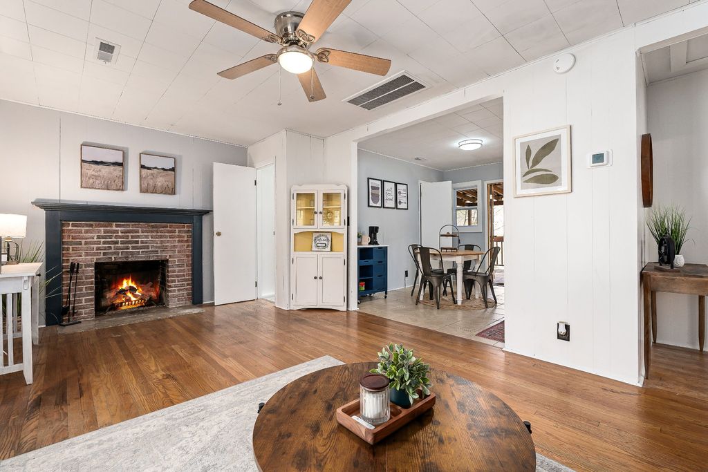 235 Rye Hobbs Hollow Rd, Smithville, TN 37166