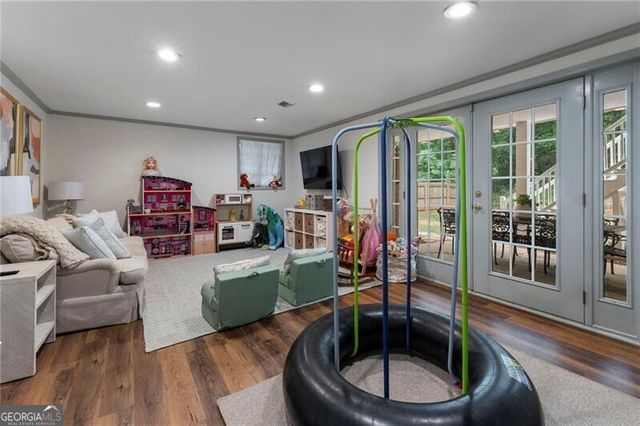 3092 Rhodenhaven Drive NW, Atlanta, GA 30327