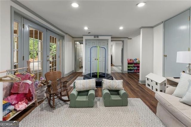 3092 Rhodenhaven Drive NW, Atlanta, GA 30327