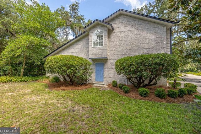 203 Grand Oaks Circle, St. Simons, GA 31522
