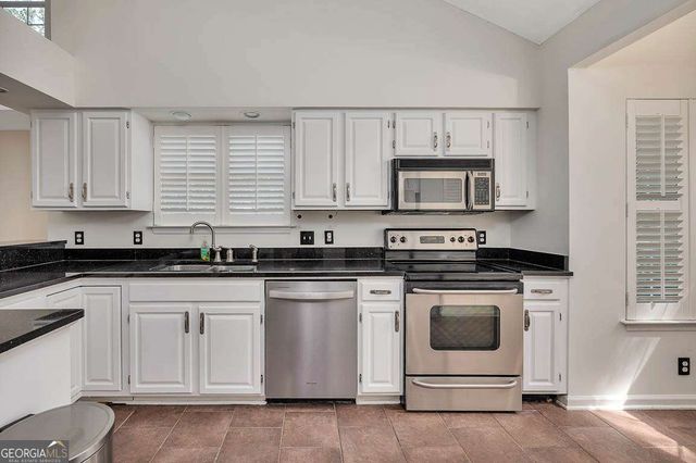 203 Grand Oaks Circle, St. Simons, GA 31522