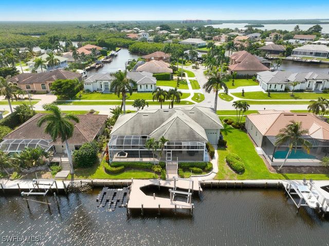 140 Starfish CT, Marco Island, FL 34145