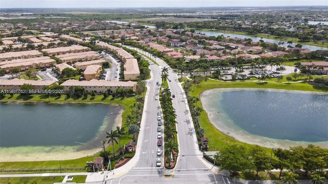 9267 SW 227 ST 2, Miami, FL 33190