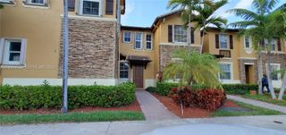 9267 SW 227 ST 2, Miami, FL 33190