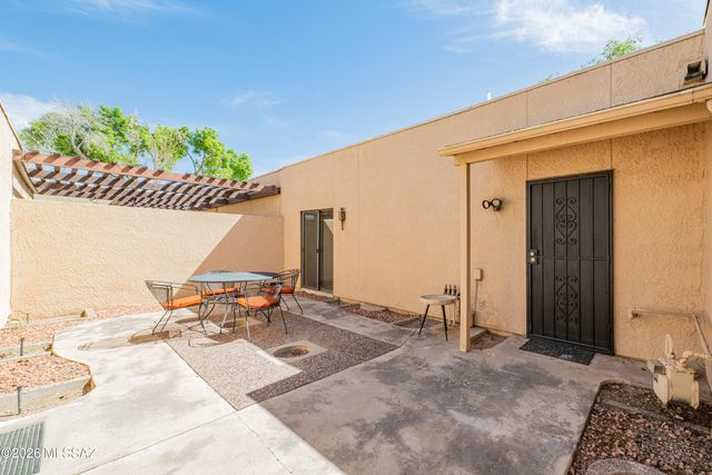 3759 E Edison Street, Tucson, AZ 85716