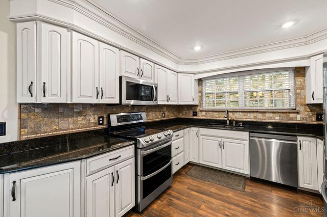 5901 Countryhills Drive, Green Twp, OH 45233