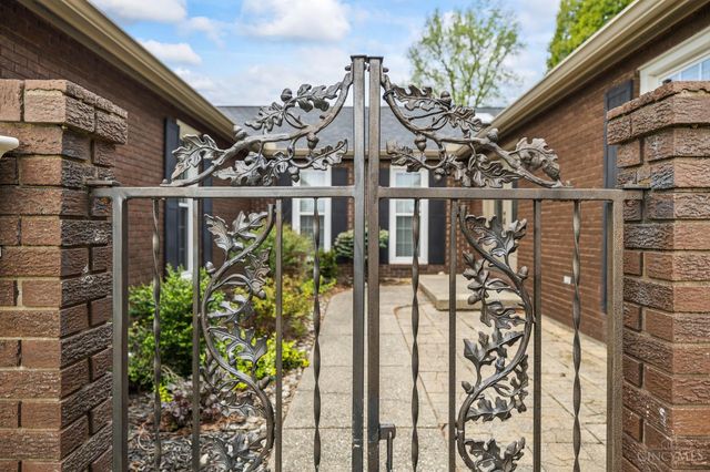 5901 Countryhills Drive, Green Twp, OH 45233