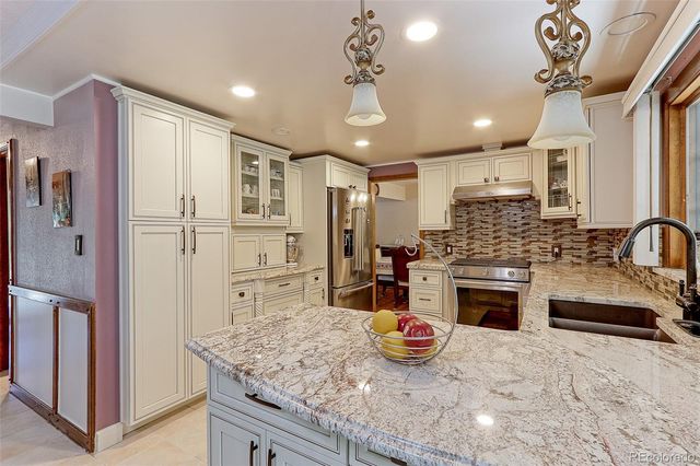 10664 E Dorado Avenue, Englewood, CO 80111
