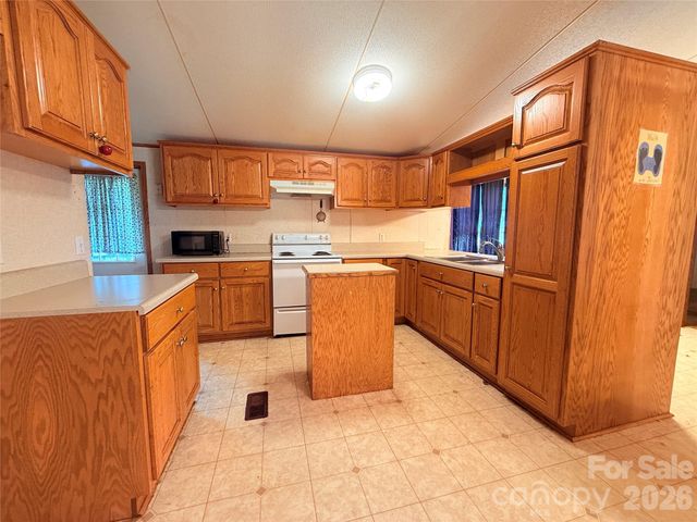1796 Deaton Drive, Lancaster, SC 29720