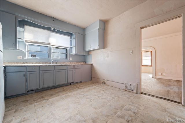 3882 Lillibridge Street, Detroit, MI 48214