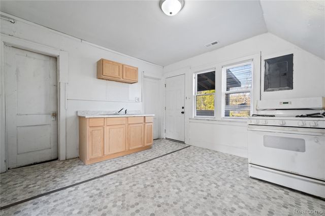 3882 Lillibridge Street, Detroit, MI 48214