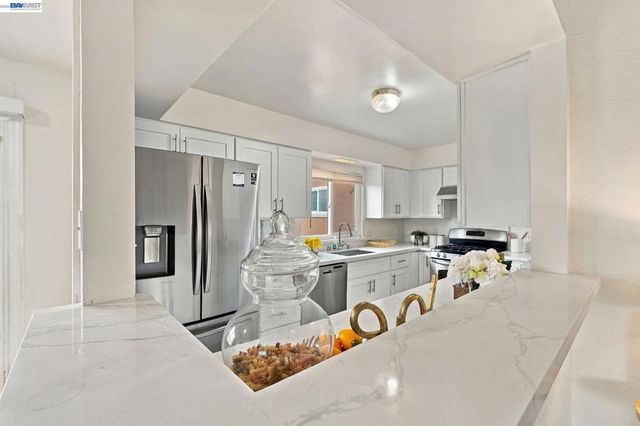3443 Brookdale Blvd, Castro Valley, CA 94546