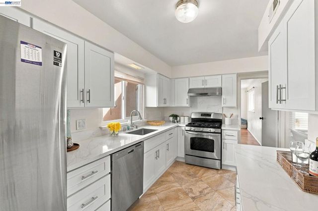 3443 Brookdale Blvd, Castro Valley, CA 94546