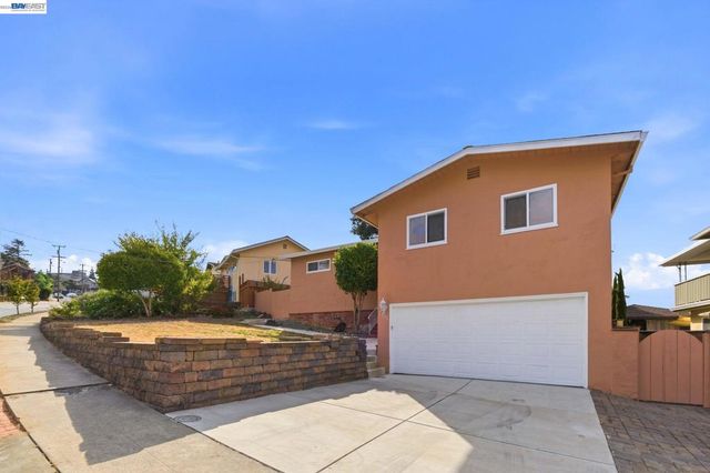 3443 Brookdale Blvd, Castro Valley, CA 94546