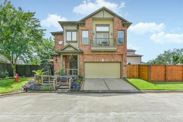 1301 Ketch Court, League City, TX 77573