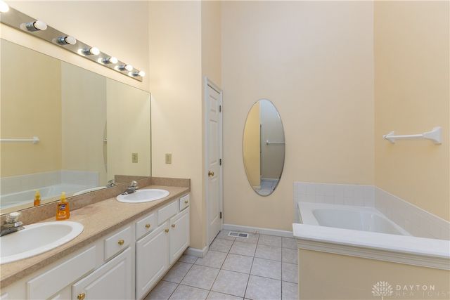164 Copperfield Drive, Dayton, OH 45415