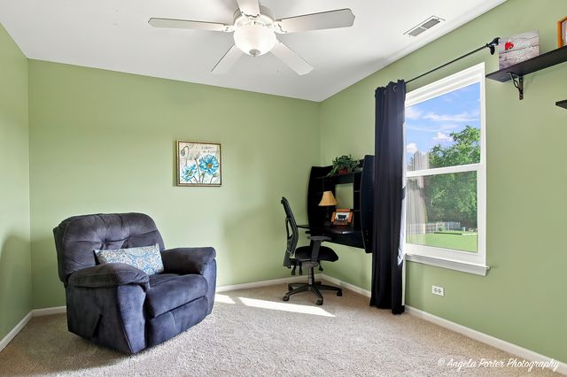 134 E Old Mill Trail, Antioch, IL 60002