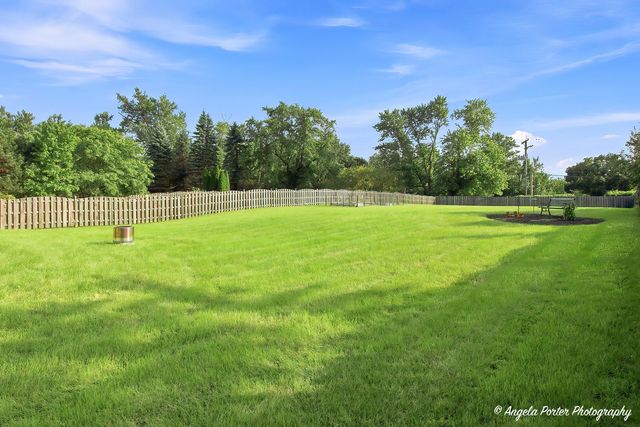 134 E Old Mill Trail, Antioch, IL 60002