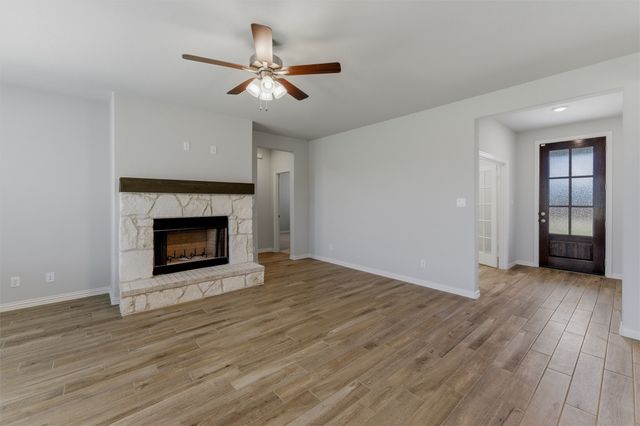 2627 Witness Tree Road, Oak Ridge, TX 75161