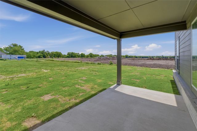 2627 Witness Tree Road, Oak Ridge, TX 75161