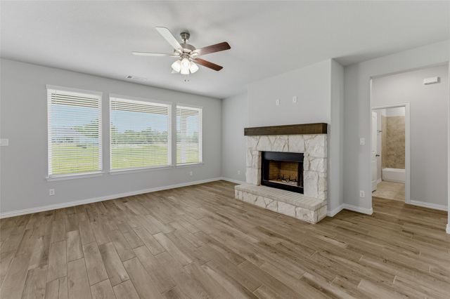2627 Witness Tree Road, Oak Ridge, TX 75161