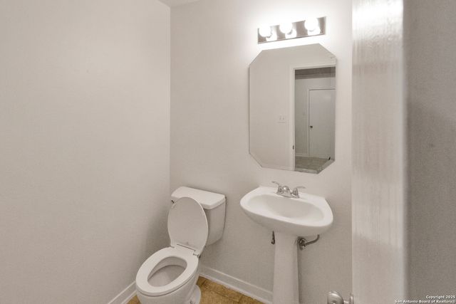 10127 Margarita HL, Converse, TX 78109