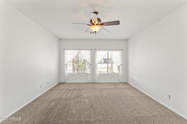 237 E DESERT HOLLY Drive, San Tan Valley, AZ 85143
