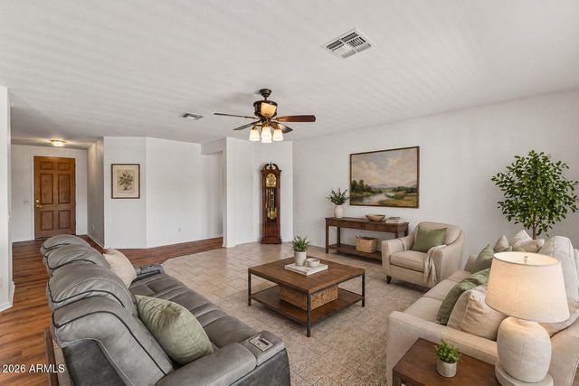 237 E DESERT HOLLY Drive, San Tan Valley, AZ 85143
