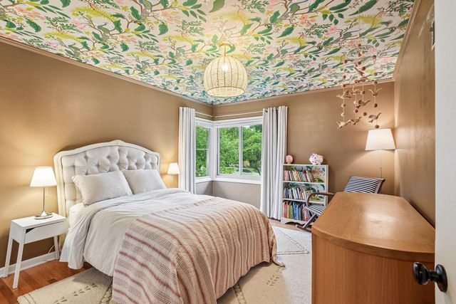 7524 W Wisconsin AVENUE, Wauwatosa, WI 53213