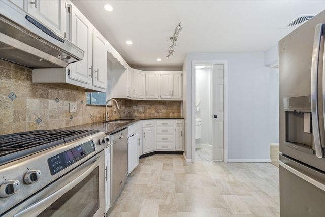 69 Lake St, Shrewsbury, MA 01545