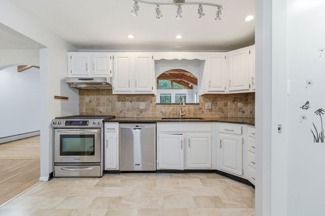 69 Lake St, Shrewsbury, MA 01545