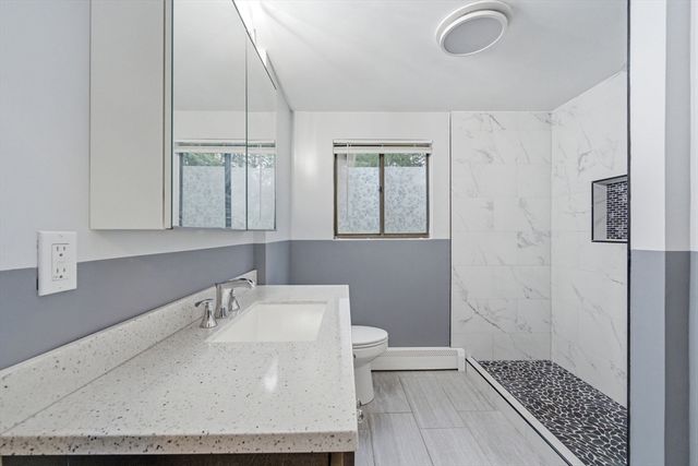 69 Lake St, Shrewsbury, MA 01545