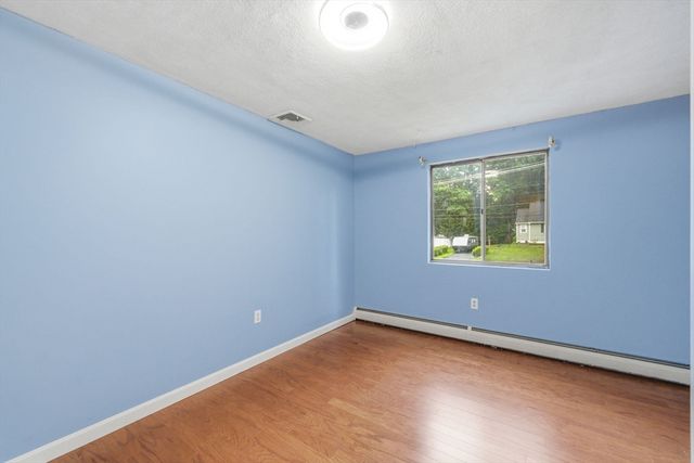 69 Lake St, Shrewsbury, MA 01545