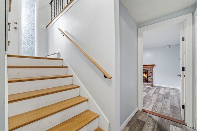 69 Lake St, Shrewsbury, MA 01545