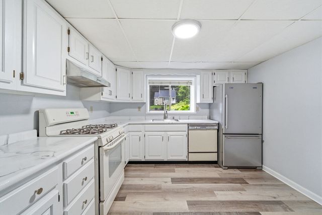 69 Lake St, Shrewsbury, MA 01545