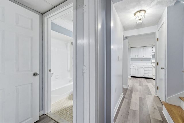 69 Lake St, Shrewsbury, MA 01545