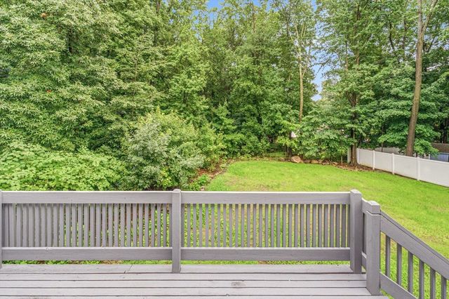 69 Lake St, Shrewsbury, MA 01545