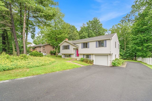 69 Lake St, Shrewsbury, MA 01545