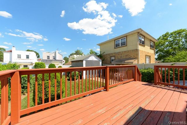 13449 230th Street, Springfield Gardens, NY 11413