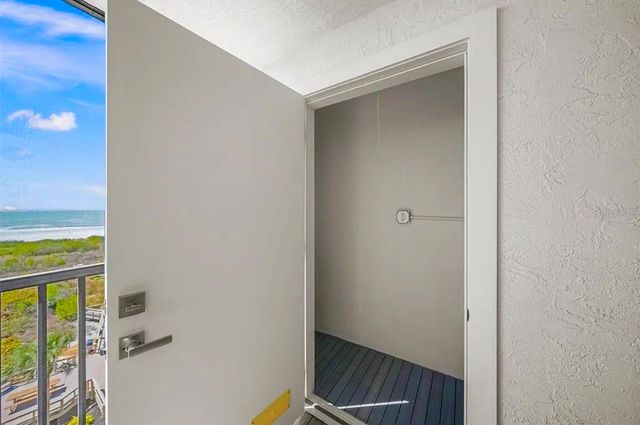 420 BEACH ROAD 606, Sarasota, FL 34242