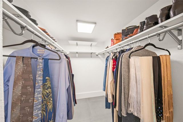 420 BEACH ROAD 606, Sarasota, FL 34242