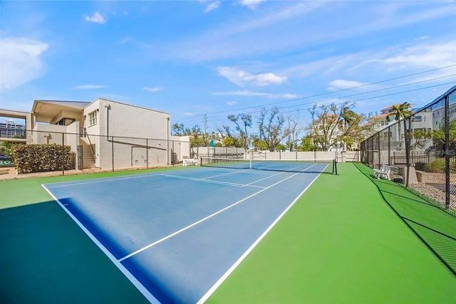 420 BEACH ROAD 606, Sarasota, FL 34242