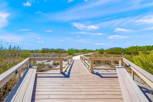 420 BEACH ROAD 606, Sarasota, FL 34242