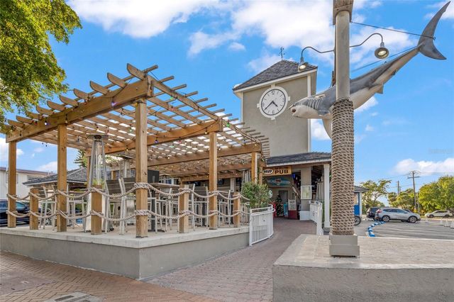 420 BEACH ROAD 606, Sarasota, FL 34242