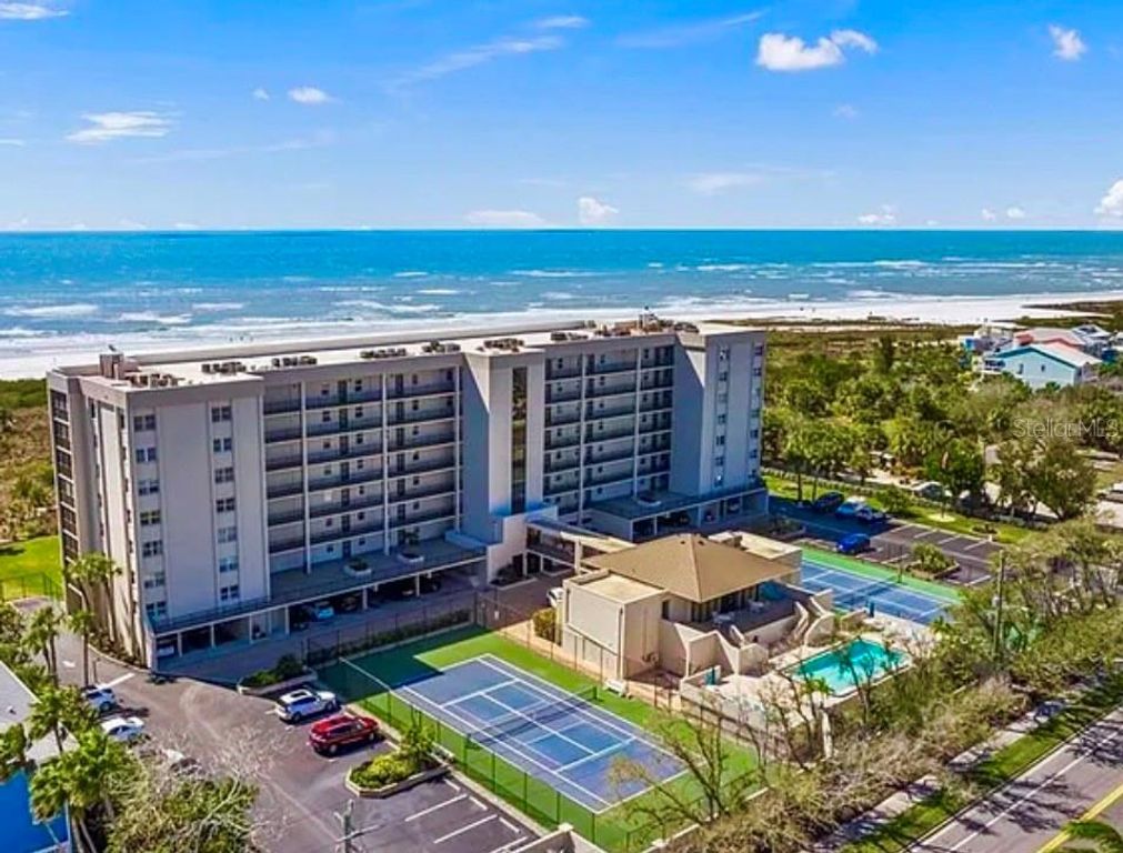 420 BEACH ROAD 606, Sarasota, FL 34242