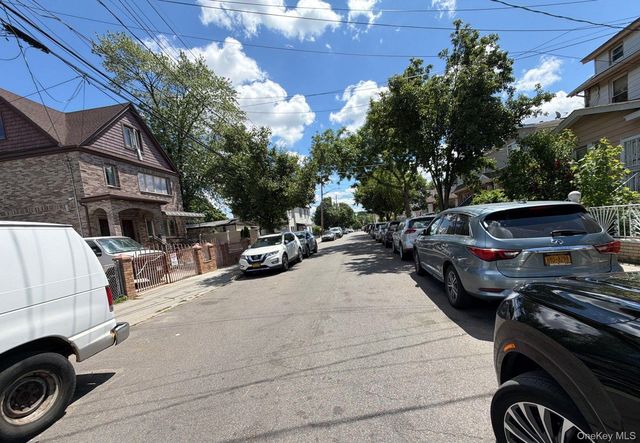 142-25 Bascom Avenue, South Ozone Park, NY 11436