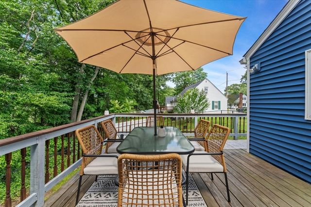 21 Fyrbeck Ave, Shrewsbury, MA 01545