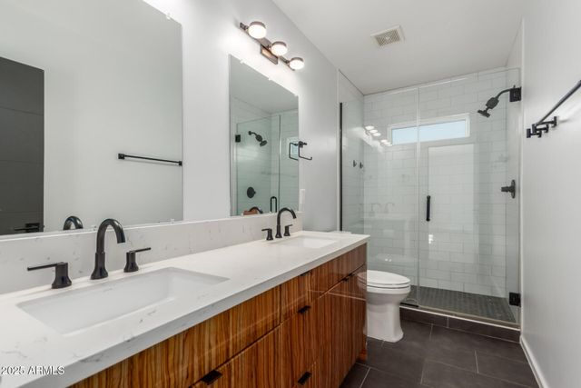 1129 E MCKINLEY Street, Phoenix, AZ 85006