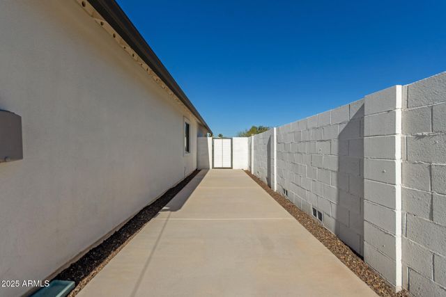 1129 E MCKINLEY Street, Phoenix, AZ 85006